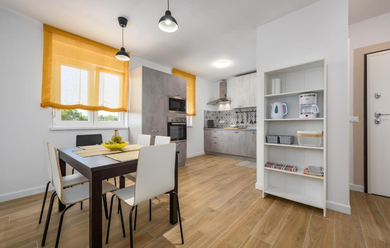 Lucija Apartment Porec
