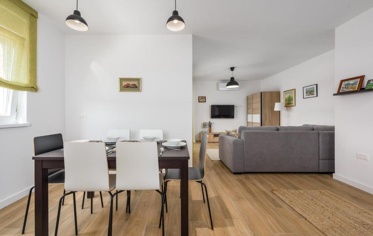 Apartmán Lucija *